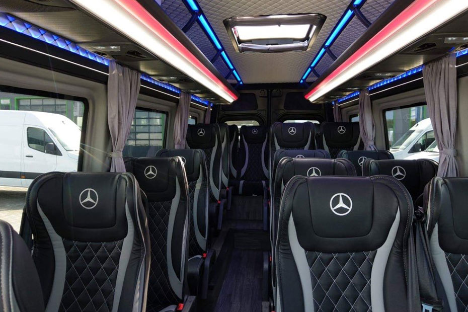 Transport Vip DSA : Mercedes Sprinter avec chauffeur privé