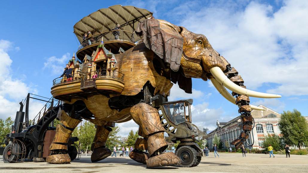 Visiter Nantes en 3 jours avec la flotte de DSA : des berlines de luxe au bus haut de gamme 50 places.