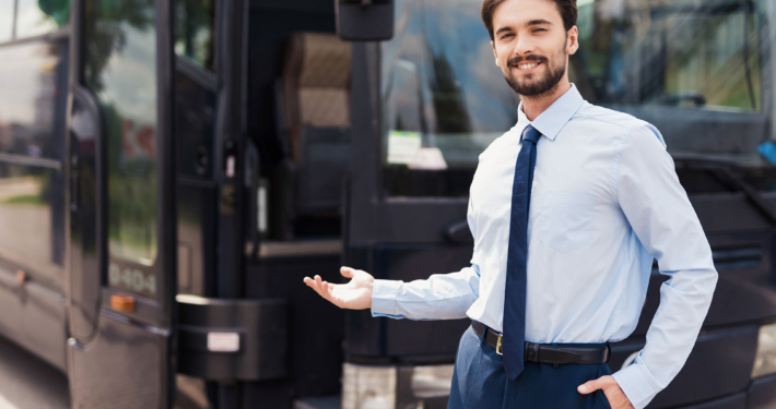 Transport Groupe Mariage Bordeaux : DSA vous accompagne vous et vos convives dans des bus VIP jusqu'à 50 places.