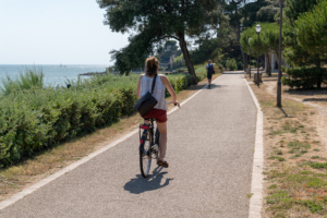 Tourisme La Rochelle : transport en bus haut de gamme avec Driver Service Agency